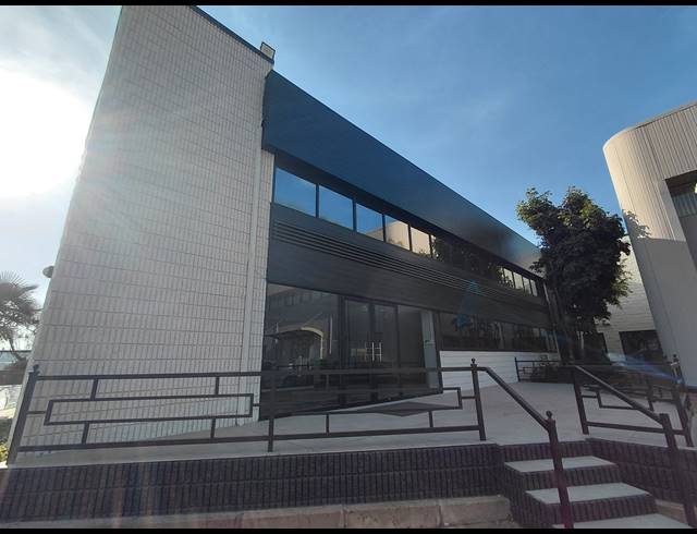 266M² OFFICE TO LET IN HALFWAY HOUSE